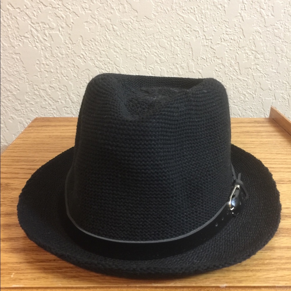 D&Y accessories Black Hat. One size.
